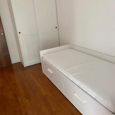 High End - Easy To *